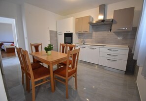 2 عدّة غرف نوم