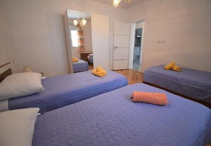 Maison, fumeur | 2 chambres