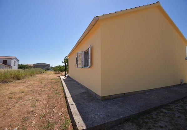 Exterior - Holiday Houses, Villas Branka - 80 m From Beach (Vir)