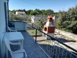 House, Smoking | 2 bedrooms - Holiday Houses, Villas Veky - 50m From sea (Preko)
