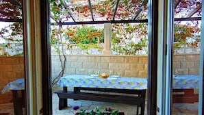 Unclassified image, 2 of 40, button - Apartments Zoran - 30 m From Beach (Postira)