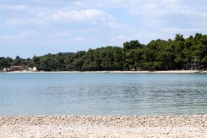 2 bedrooms - Holiday Houses, Villas Yellow - Parking and Grill (Pirovac)