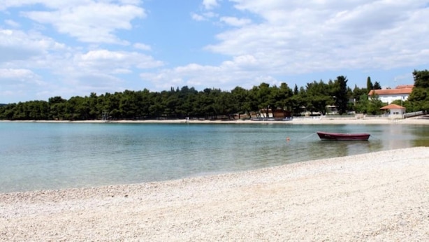 Unclassified image, 1 of 38, button - Holiday Houses, Villas Yellow - Parking and Grill (Pirovac)