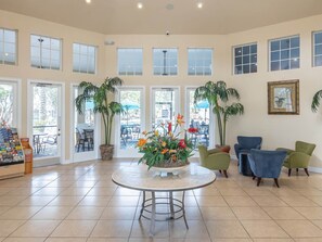 Interior - Butterfly Palm in Windsor Palms Resort (Four Corners)