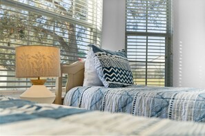 3 habitaciones, tabla de planchar con plancha y wifi gratis 