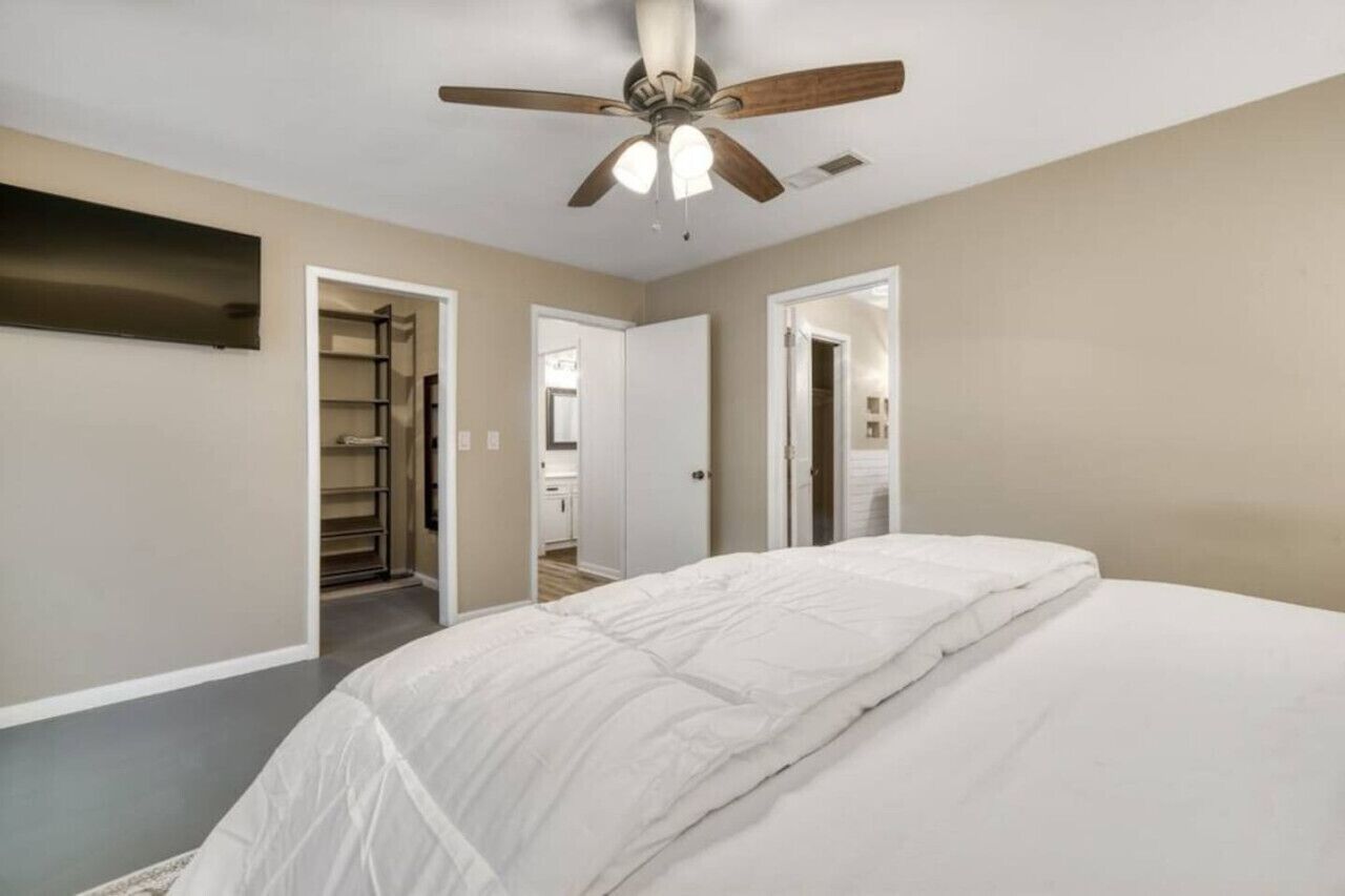 Bügeleisen/Bügelbrett, WLAN, Bettwäsche