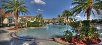 Lakeside in Oakwater Resort