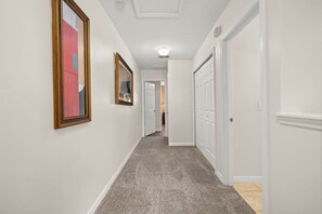 Interior - GREAT RATES on My Home Away - 3 bed townhouse just 1.5 miles from Disney World! (Four Corners)