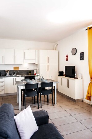 Interior - House R&R ☆10' walk from Piazza Del Campo☆! Free Parking!!! (Siena)