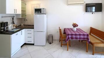 Apartment, Smoking | 2 bedrooms