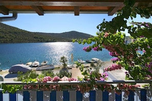 Room - Apartments Sunce - Next to the sea (Marina)