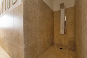 Hair dryer, towels