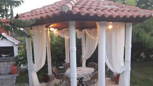 Unclassified image, 4 of 18, button - Apartments Pavilion - Beautiful Garden & Comfortable (Rab)