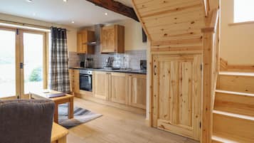 Fridge, dishwasher, electric kettle, toaster