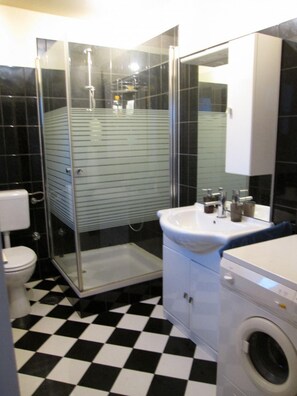 Apartamento, para fumantes | 2 quartos