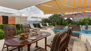 Unclassified image, 4 of 48, button - Holiday Houses, Villas Dupla - With Pool (Okrug)