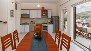 Unclassified image, 5 of 48, button - Holiday Houses, Villas Dupla - With Pool (Okrug)