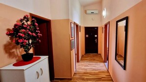 Apartemen, Boleh Merokok | 3 kamar tidur