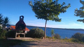 Apartment, Smoking | Exterior