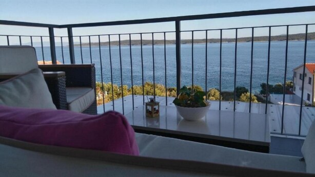 Apartment, Smoking | 2 bedrooms - Apartments Jela - Terrace and sea View (Jelsa)
