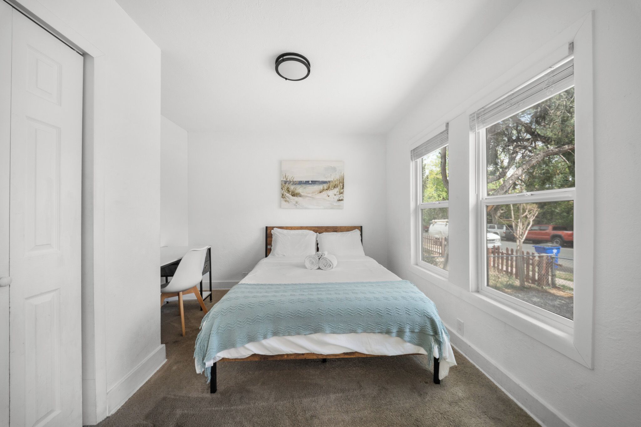 2 chambres, bureau, Wi-Fi gratuit, draps fournis