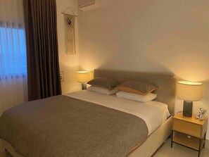 1 Schlafzimmer, Schreibtisch, Bügeleisen/Bügelbrett, kostenloses WLAN