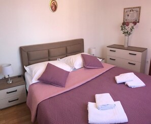 2 bedrooms - Apartments Tonci - 30m From the Beach (Postira)
