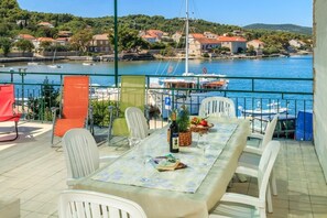 House, Smoking | 3 bedrooms - Holiday Houses, Villas Linda2 - 20m From the sea (Lumbarda)