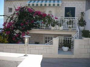 Apartment, Smoking | 2 bedrooms - Apartments Juri - sea View (Postira)