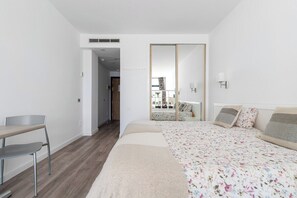 1 Schlafzimmer, Bügeleisen/Bügelbrett, WLAN, Bettwäsche