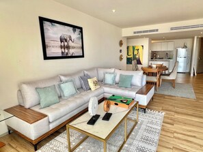 智能电视、Netflix、玩具、流媒体服务