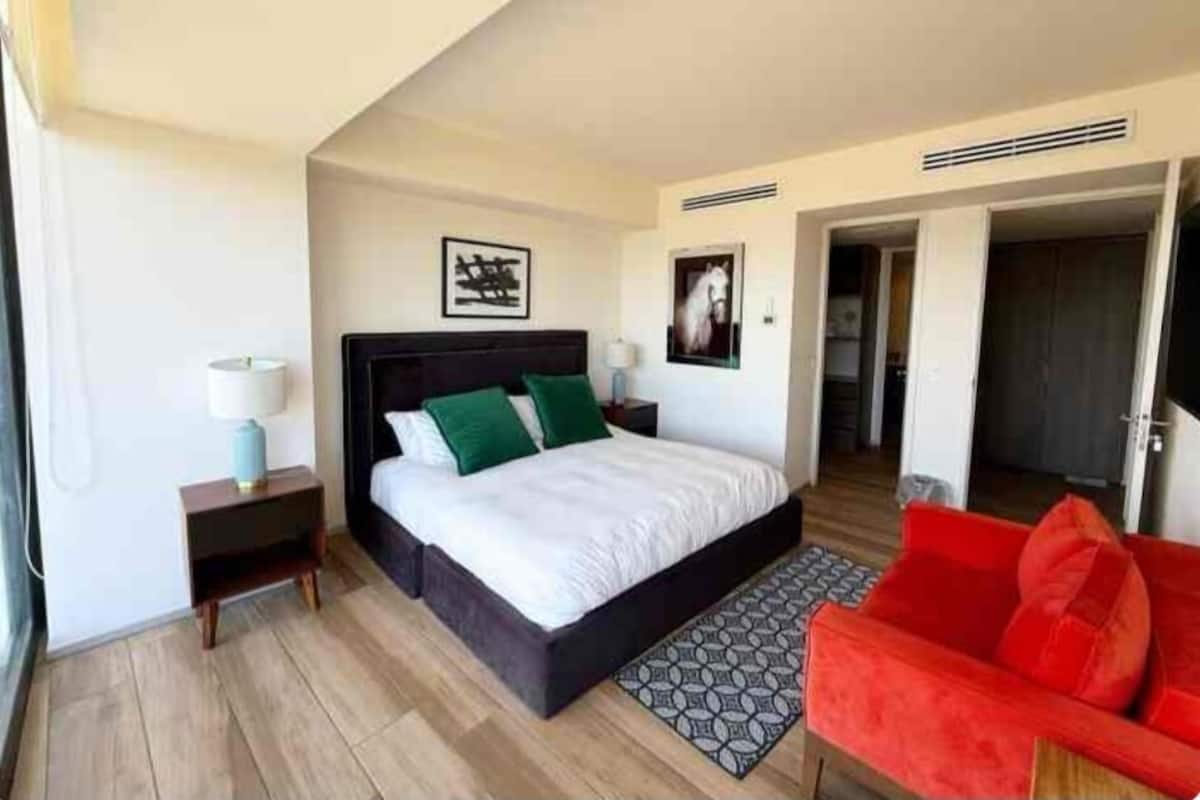 Grand Apartment, 4 Bedrooms, City View | 3 bedrooms, premium bedding, down duvets, pillow-top beds