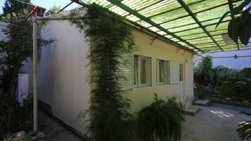 House, Smoking | 2 bedrooms