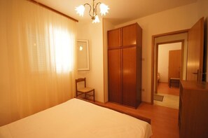 House, Smoking | 2 bedrooms