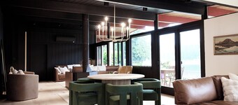 “The Gallery” Luxury Mid Century Modern Lakehouse