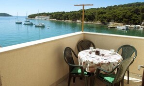 Apartment | 1 bedroom - Apartments Mirni - 5 m From sea (Vodice)