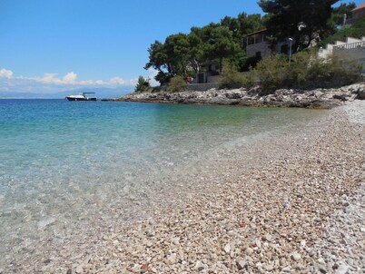 Apartments A&M - 30 m From Beach