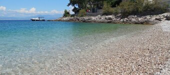 Apartments A&M - 30 m From Beach