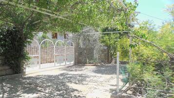 Apartment, Smoking | 1 bedroom