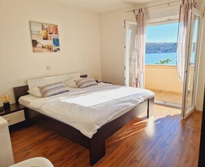 House, Smoking | 3 bedrooms - Holiday Houses, Villas Pet - 20m From the sea (Rab)