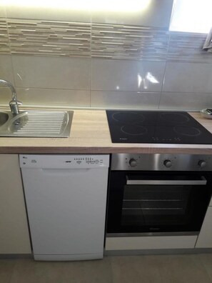 House, Smoking | 1 bedroom - Holiday Houses, Villas Nadi - Cosy & Quiet (Milna)