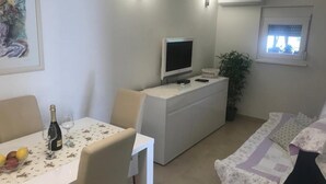 1 bedroom - Holiday Houses, Villas Nadi - Cosy & Quiet (Milna)