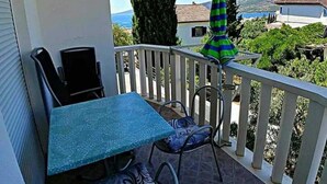 Apartment | Exterior - Apartments Katy - 150m From the Clear sea (Seget)