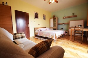 Apartment, Smoking | 4 bedrooms - Apartments Mirja - 130 m From sea (Starigrad)