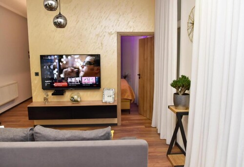 Apartments Turbo - With Terrace, AC & Wifi