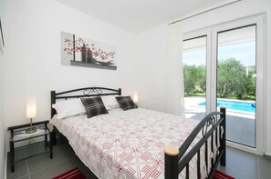 House, Smoking - Holiday Houses, Villas Viki - With Heated Pool (Trogir)