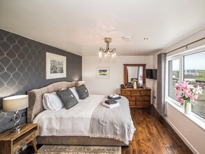 4 Schlafzimmer, kostenloses WLAN, Bettwäsche