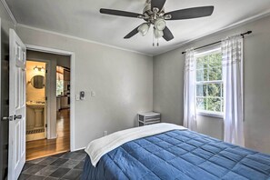 4 Schlafzimmer, Schreibtisch, Bügeleisen/Bügelbrett, WLAN