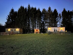 Esterni