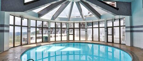 Apartment | Pool | Indoor pool